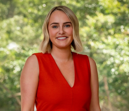 Rebecca Rooney – Associate